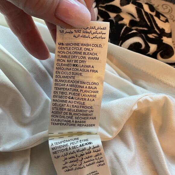 White House Black Market Sleeveless Lined Top XS - Picture 5 of 8